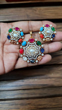 Load image into Gallery viewer, Navratn Diamond Pendant Necklace Set