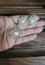 Load image into Gallery viewer, Sitara cz  Pendant Necklace Set