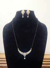 Load image into Gallery viewer, Shagun Mangalsutra pendant necklace set