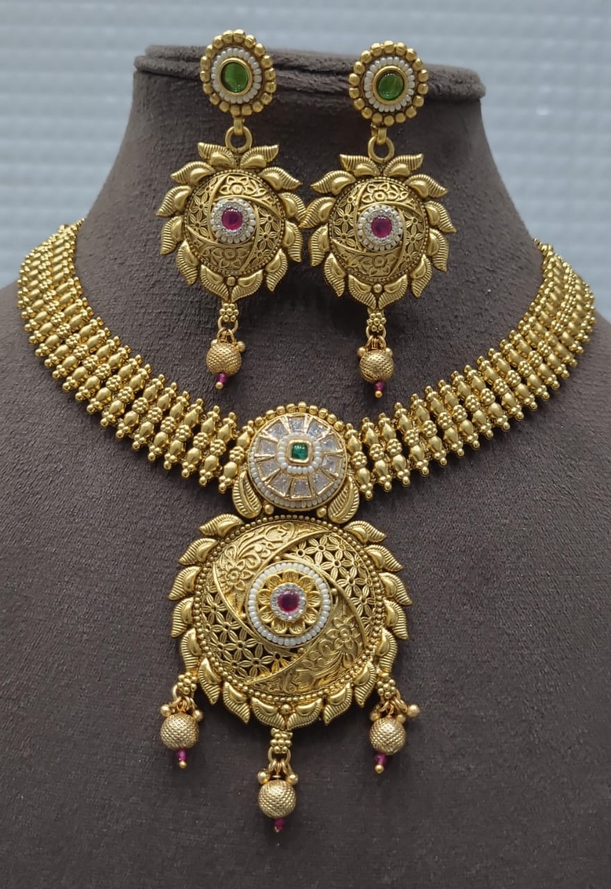 Shreya traditional Necklace set