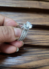 Load image into Gallery viewer, Ishika White adjustable Ring