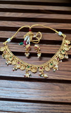 Load image into Gallery viewer, Samantha traditional Necklace set
