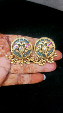 Heritage Studs Earrings