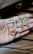 Load image into Gallery viewer, Geo Diamond Pendant Necklace Set
