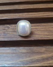 Load image into Gallery viewer, Diamond Whisper Ring