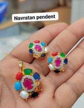 Load image into Gallery viewer, Navratni Pendant Necklace Set