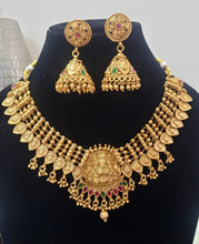 Load image into Gallery viewer, Khushi Temple Necklace set