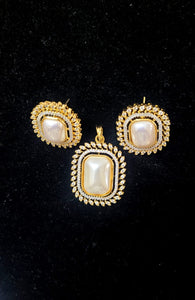 Pearl Diamond Pendant Necklace Set