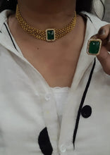 Load image into Gallery viewer, Green Choker Diamond Necklace Set