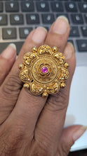 Load image into Gallery viewer, Kiara glamour finger Ring