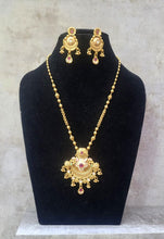 Load image into Gallery viewer, Shrisha traditional Necklace set