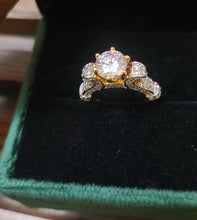 Load image into Gallery viewer, Prachi Solitaire Cz Ring
