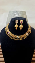 Load image into Gallery viewer, Keerthy traditional Necklace set