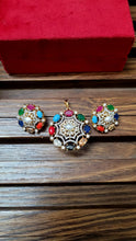 Load image into Gallery viewer, Navratn Diamond Pendant Necklace Set