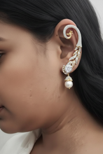 Load image into Gallery viewer, Blossom Diamond earcuffs Earrings