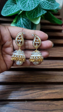 Load image into Gallery viewer, Jhanvi Diamond jhumki Earrings