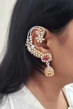 Load image into Gallery viewer, Daisy Diamond earcuffs Earrings