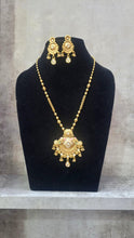 Load image into Gallery viewer, Shrisha traditional Necklace set