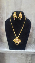 Load image into Gallery viewer, Shrisha traditional Necklace set