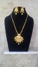 Load image into Gallery viewer, Shrisha traditional Necklace set