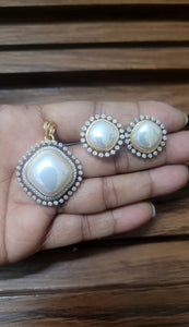 Pearl Diamond Pendant Necklace Set