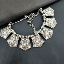 Load image into Gallery viewer, Gemzlane Oxidized Silver Temple Necklace