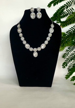 Load image into Gallery viewer, Kiaraa Polki diamond Necklace set