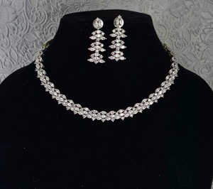 Sleek silver plated Cubic zirconia Diamond Necklace set