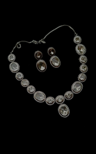 Load image into Gallery viewer, Kiaraa Polki diamond Necklace set