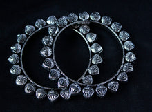 Load image into Gallery viewer, Gemzlane oxidized silver pair of bangles for women and girls