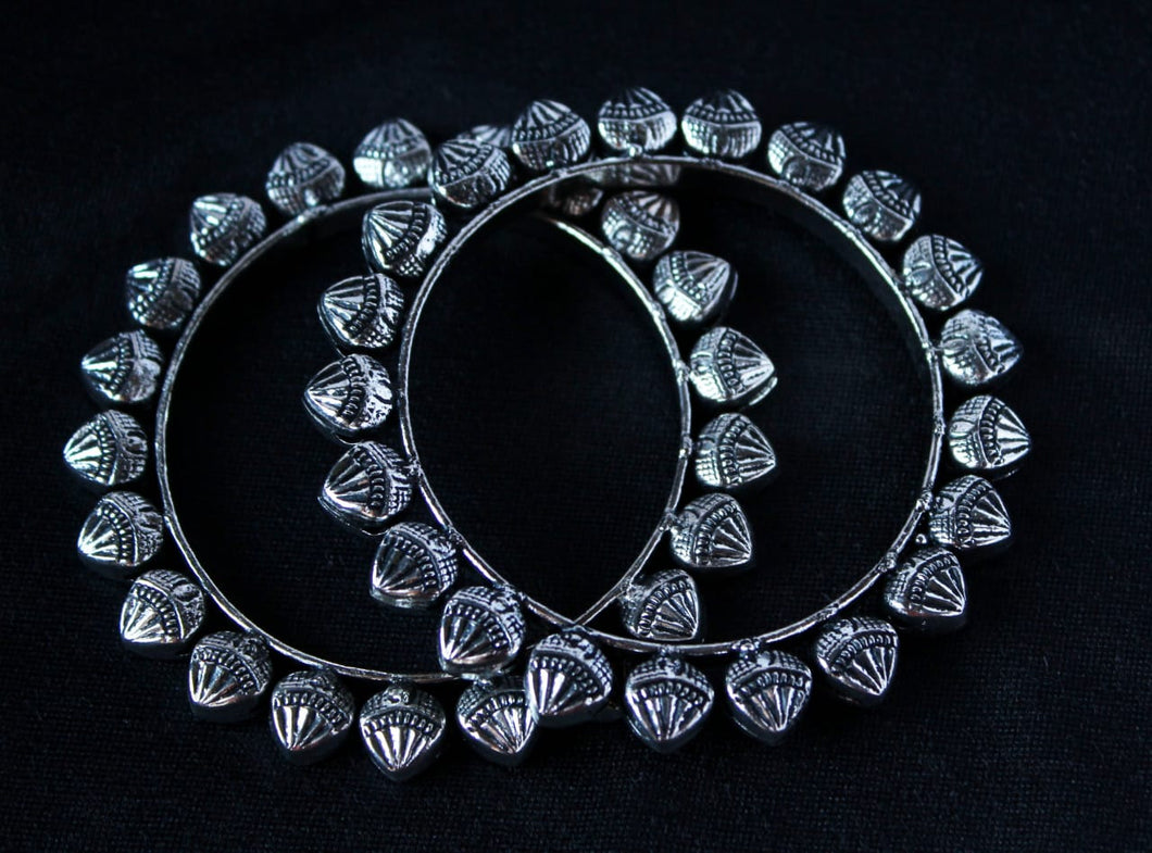 Gemzlane oxidized silver pair of bangles for women and girls