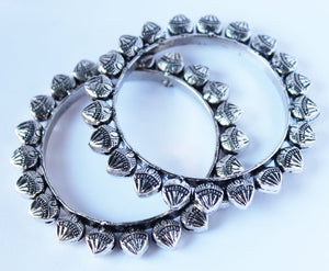 Gemzlane oxidized silver pair of bangles for women and girls