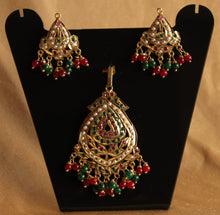 Load image into Gallery viewer, Gemzlane multi stones jadau pendant necklace set