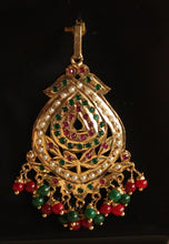 Load image into Gallery viewer, Gemzlane multi stones jadau pendant necklace set