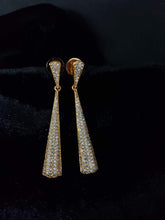 Load image into Gallery viewer, Ishita diamond Earrings - Gemzlane