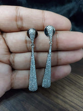 Load image into Gallery viewer, Ishita diamond Earrings - Gemzlane