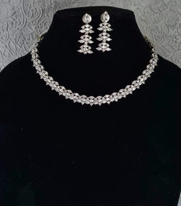Sleek silver plated Cubic zirconia Diamond Necklace set