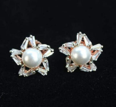 Star pearls and diamonds Rosegold plated Studs Earrings