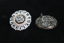 Load image into Gallery viewer, Circular diamond Studs Earrings