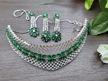 Load image into Gallery viewer, Green Diamond Choker Necklace set with maangtikka