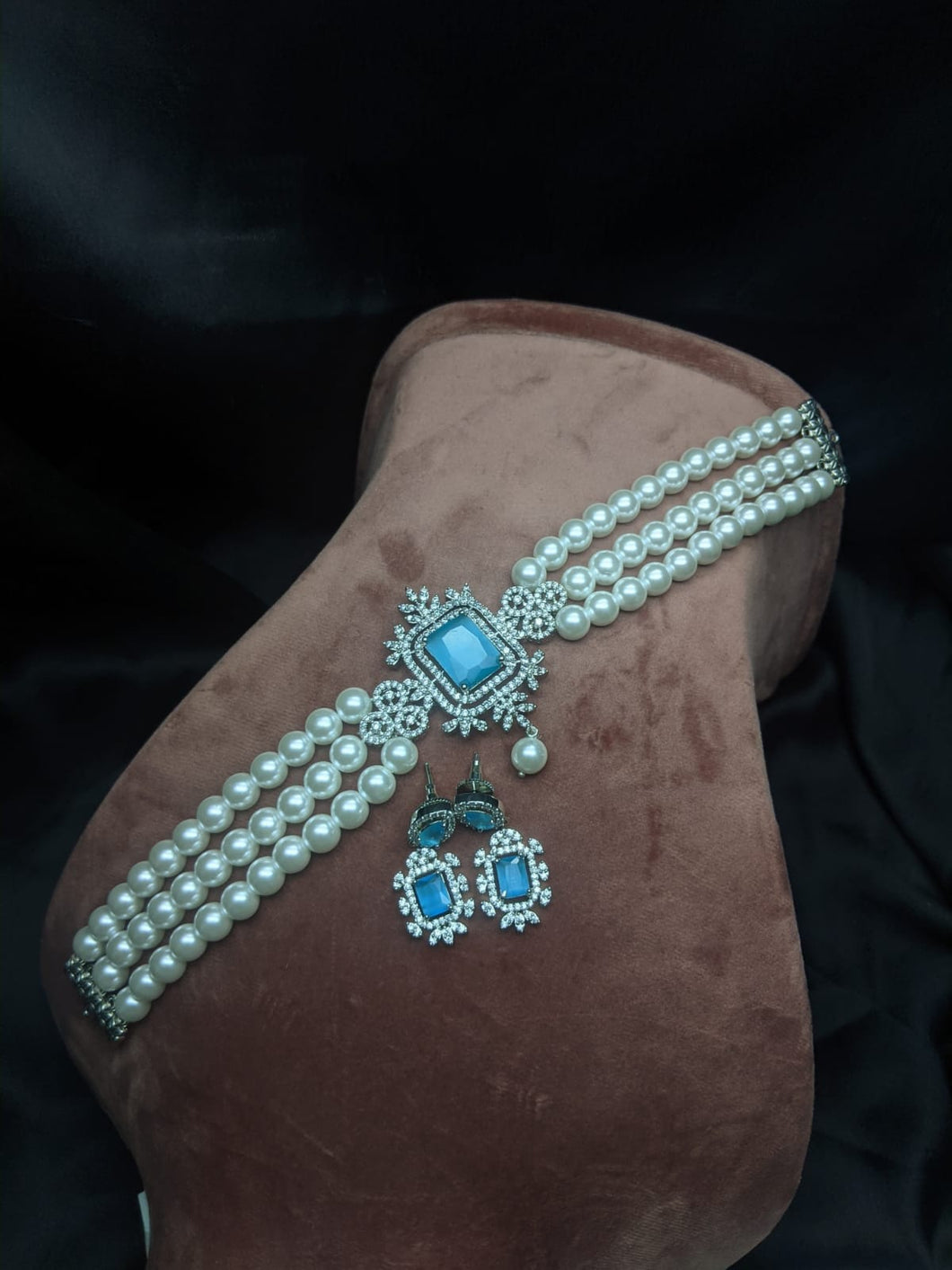 Gemzlane Turquoise Blue Pearl   Choker Diamond Necklace  Set