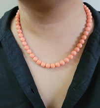 Load image into Gallery viewer, Single Line Peach pearl fashion necklace