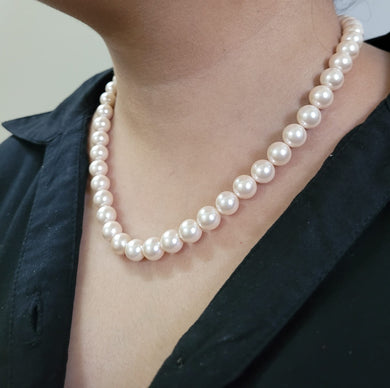 Pearl fashion necklace
