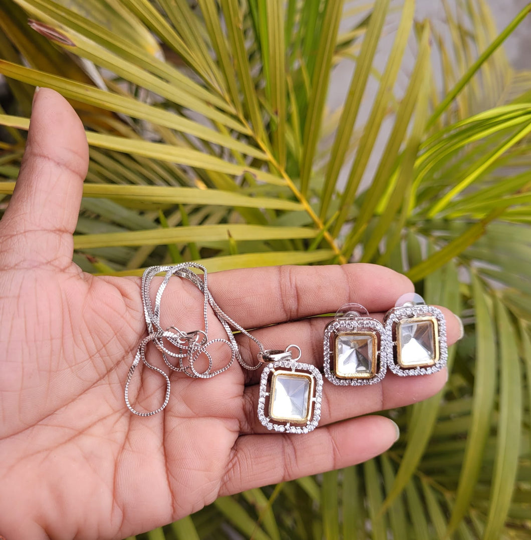 Fusion Kundan  Diamond Pendant Necklace Set