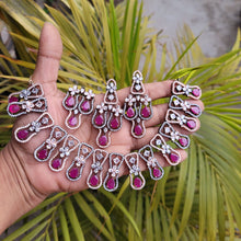 Load image into Gallery viewer, Ruby cz diamond victorian Necklace set with Maangtika