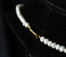 Load image into Gallery viewer, Gemzlane Single line Real Pearls necklace for women and girls - Necklace set