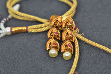 Load image into Gallery viewer, ChokerTemple jewellery  necklace set with earrings - Gemzlane