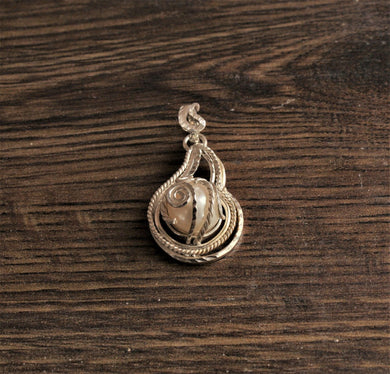 92.5 Sterling Silver Pearl Pendant - Gemzlane