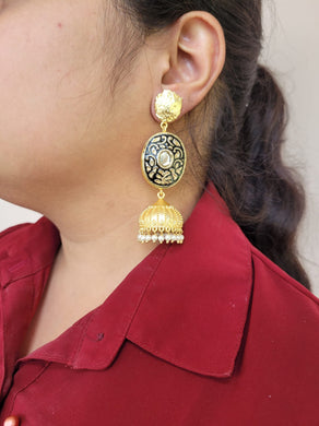 Gemzlane golden jhumka earrings