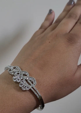 Gemzlane Silver plated cz openable Bracelet
